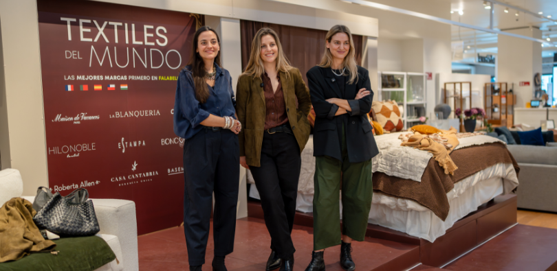 colección Textiles del Mundo en Falabella Parque Arauco.